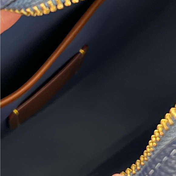 CA098 - Coach Kia Circle Bag in Colorblock - Picture 6 of 10